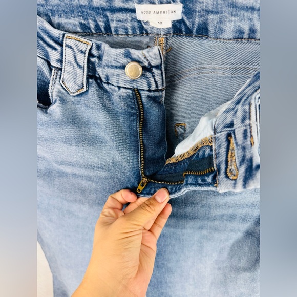 Good American Good Curve Bootcut Jeans Indigo380-18 - Picture 8 of 9
